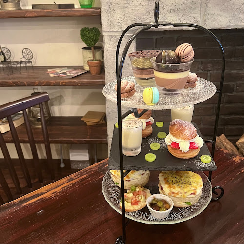 Opinii despre Patisserie cafe L’Or (パティスリーカフェロール) în 札幌市 - 飲食業