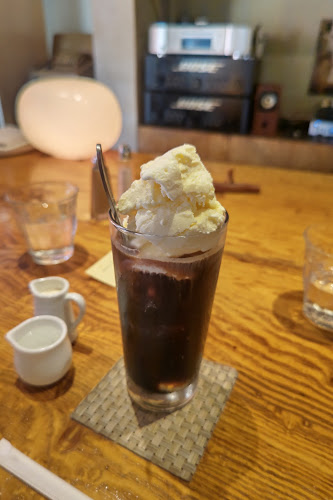 Opinii despre CAFE RIJN în 千代田区 - 飲食業