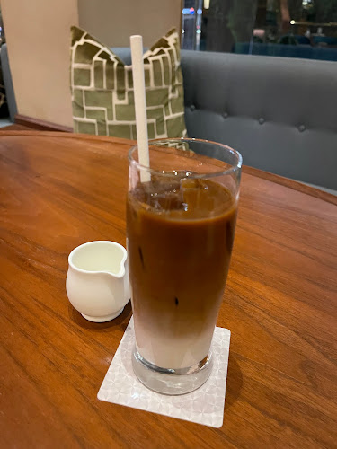 〒220-8501 神奈川県横浜市西区北幸１丁目３−２３ 横浜ベイシェラトン ホテル&タワーズ 2F