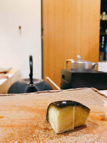 鮨まつ本 - 飲食業