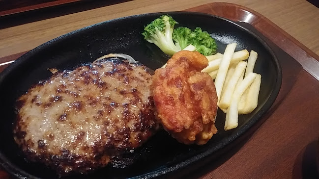 〒003-0833 北海道札幌市白石区北郷３条１丁目５−２２