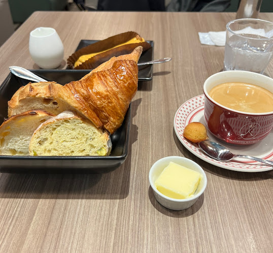 Comentarii opinii despre メゾンカイザー 伊勢丹立川店