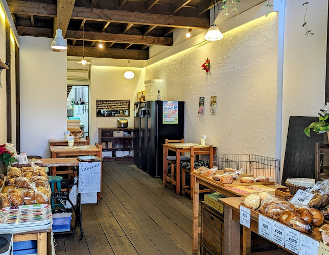 〒570-0015 大阪府守口市梶町４丁目５２−６