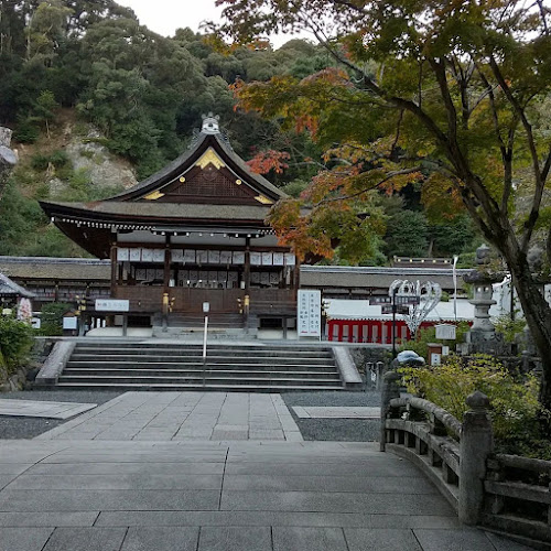 〒616-0024 京都府京都市西京区嵐山宮町３ 松尾大社 境内