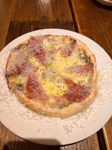 〒556-0011 大阪府大阪市浪速区難波中２丁目１１−１ なんばEKIKAN