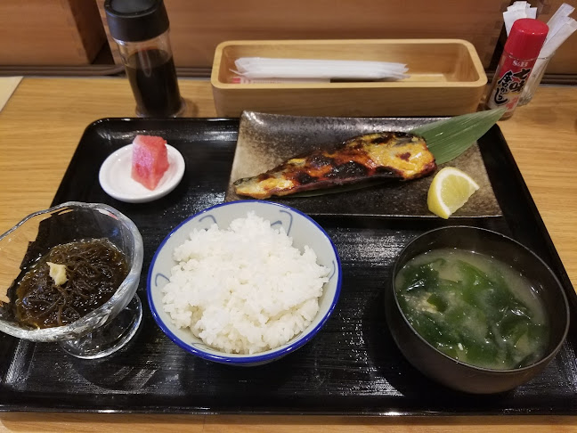 Comentarii opinii despre 丸友 那覇総本店