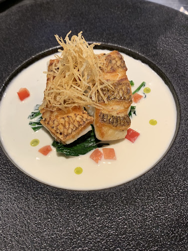 Bistro cafe eS - 飲食業