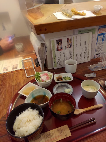 Comentarii opinii despre 月の庭