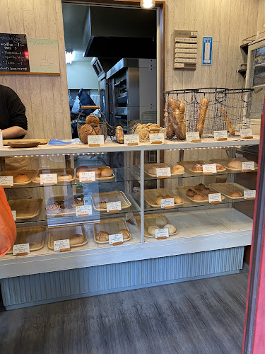 ティーズベーカリー - 飲食業