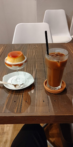 Opinii despre Coco cafe 24 în 横浜市 - 飲食業