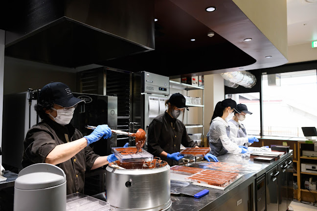 Opinii despre MANY CACAOS, MANY MINDS. în 生駒市 - 飲食業