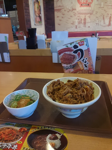 すき家 高知中万々店 - 飲食業