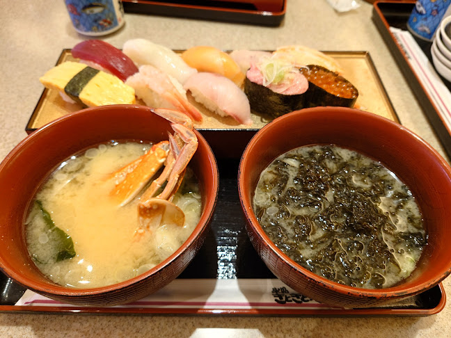 きときと寿し富山駅店 とやマルシェのれん横丁 - 富山市