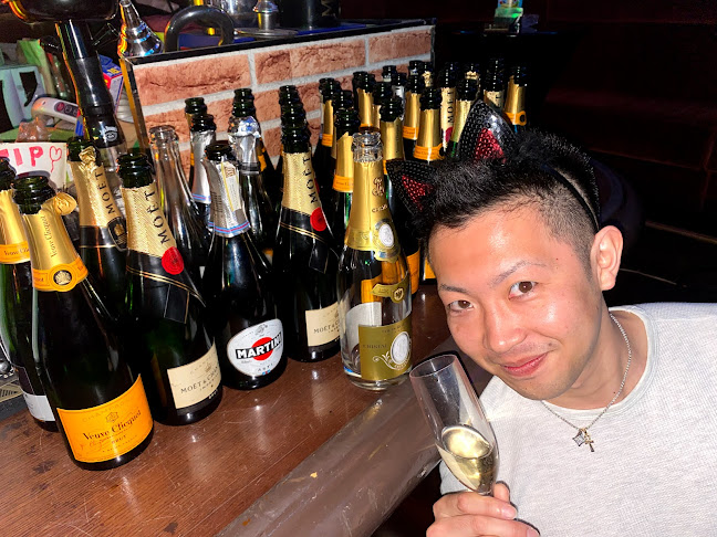 Opinii despre THE FIRST HOUSE în 港区 - 飲食業