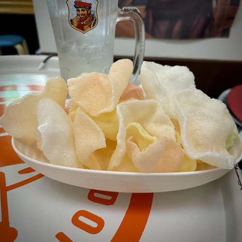 〒430-0944 静岡県浜松市中央区田町３２８−１