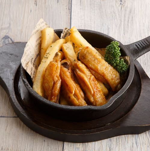 Opinii despre IRISH PUB CELTS 新橋日比谷口店 în 港区 - 飲食業