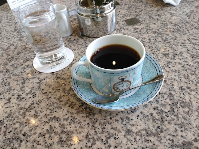 カフェ・ド・ラペ - 飲食業