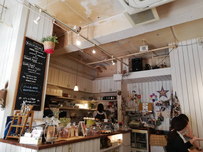 パンカフェ スワロウテイル - 飲食業