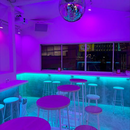 FETISH CLUB Tokyo BrewLab＋Bar ークラフトビール醸造所併設のビアバー - 港区