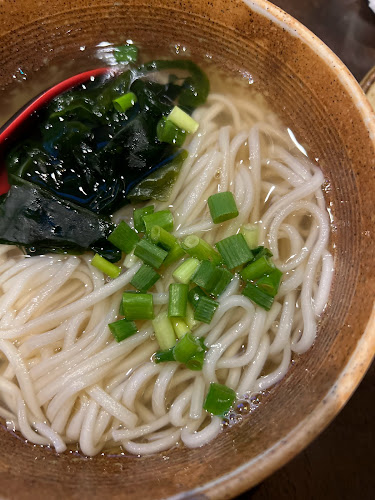 Comentarii opinii despre 鮪酒場百々（どど）