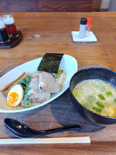 Comentarii opinii despre 揚げたて串揚げと焼き鳥 大衆串横丁てっちゃん キラリス函館駅前店