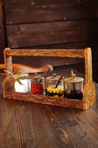 〒248-0021 神奈川県鎌倉市坂ノ下７−３