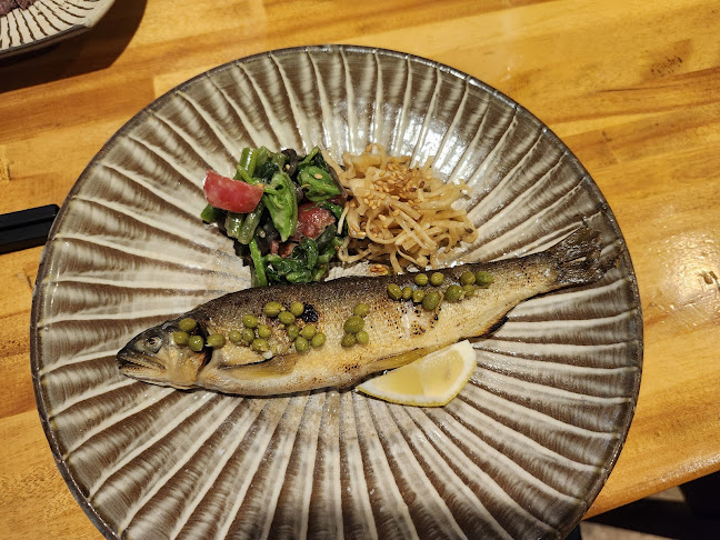 Opinii despre 地酒や もっと în 豊島区 - 飲食業