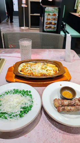 サイゼリヤ 巣鴨駅前店 - 飲食業