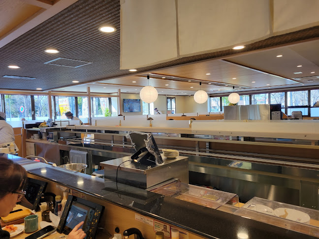 すし銚子丸 綾瀬店 - 飲食業