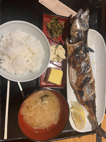 〒900-0033 沖縄県那覇市久米２丁目５−１