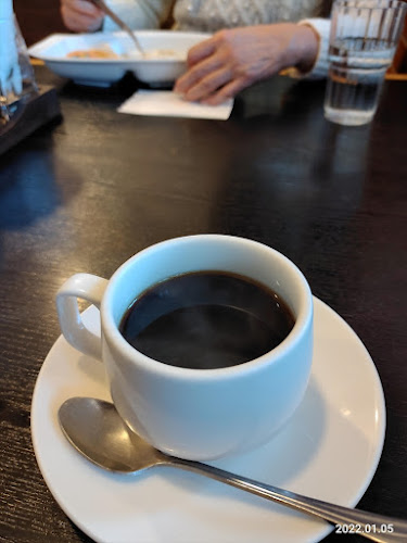 アーレス・コート - 飲食業