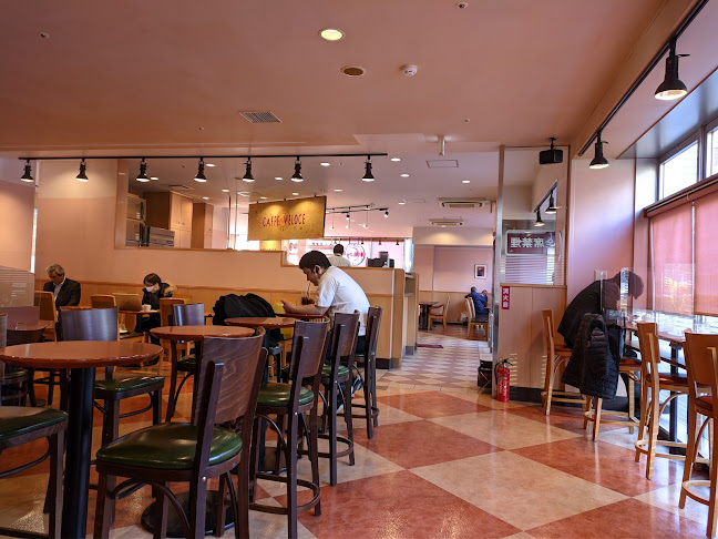 カフェ・ベローチェ 新橋四丁目店