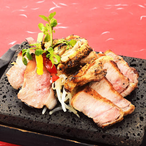 〒420-0031 静岡県静岡市葵区呉服町２丁目５−６ パーキングビルＢ棟, 2F･3F