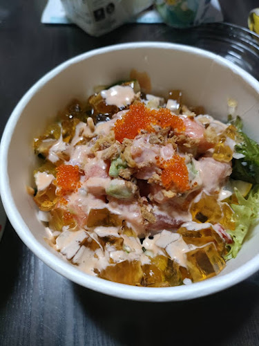 Comentarii opinii despre POKE-YA ポケ丼専門店