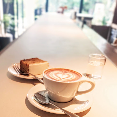 Opinii despre No. în 渋谷区 - 飲食業