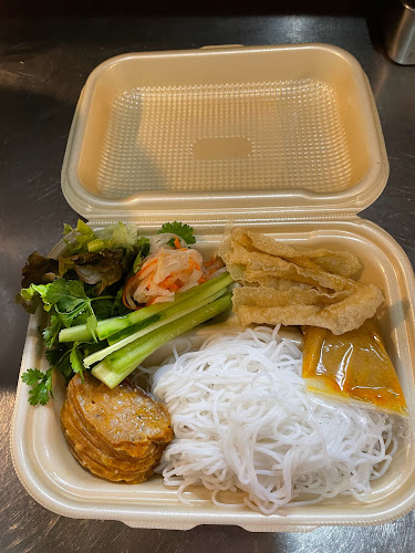 Opinii despre Hoa Vien Foods-ベトナム料理専門店 în 堺市 - 飲食業