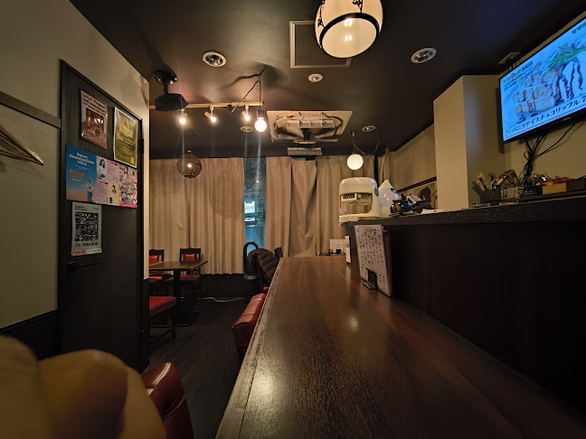 Opinii despre 隠れ酒場おにかい în 横浜市 - 飲食業