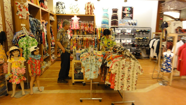 〒905-0005 沖縄県名護市為又１２２０−７２