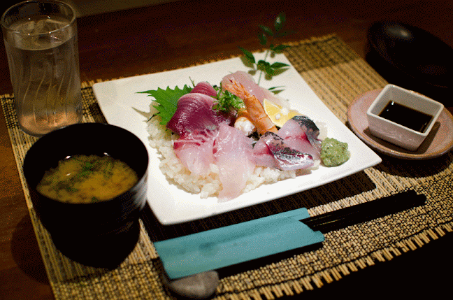 Comentarii opinii despre 寿司ダイニング 阿閦亭