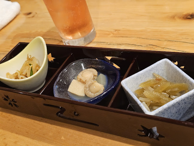 〒030-0802 青森県青森市本町１丁目１−２５