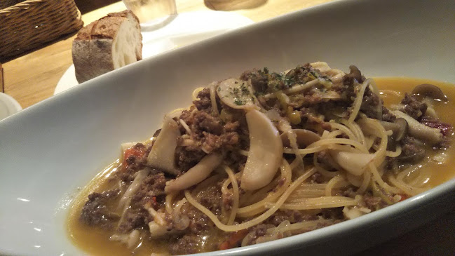 〒683-0811 鳥取県米子市錦町２丁目3−１ ホテルアクシス 1階