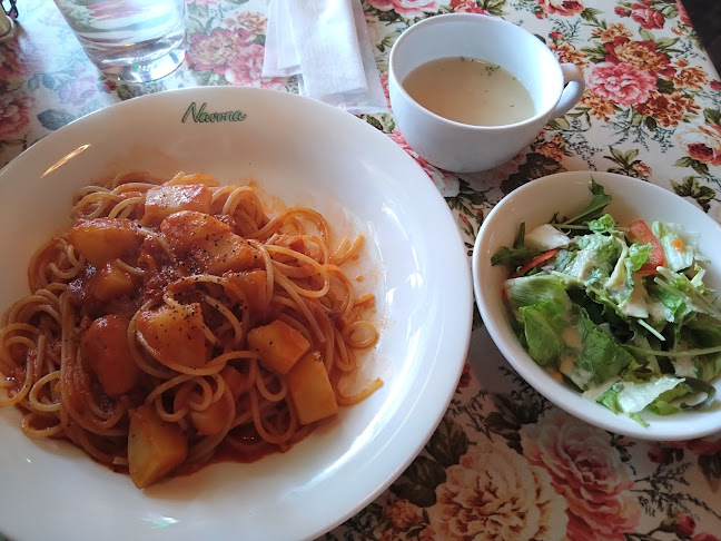Opinii despre ナヴォーナ în 広島市 - 飲食業