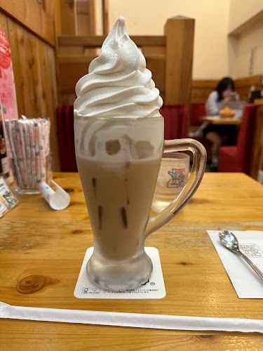 Opinii despre コメダ珈琲店 烏丸五条店 în 京都市 - 飲食業