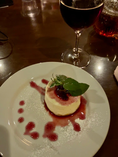 〒150-0031 東京都渋谷区桜丘町２３−３ 篠田ビル １階