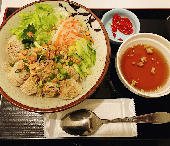 〒590-0079 大阪府堺市堺区新町１−１５