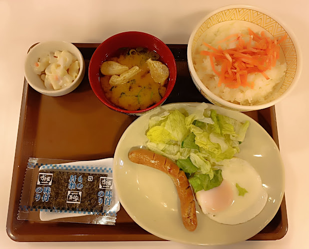 〒892-0826 鹿児島県鹿児島市呉服町１−３