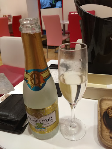 めいどりーみんアイドル通り店 - 千代田区