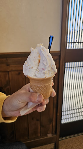 石田牧場のジェラート屋 めぐり - 飲食業