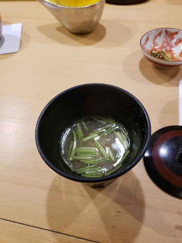 鮨まつ本 - 飲食業