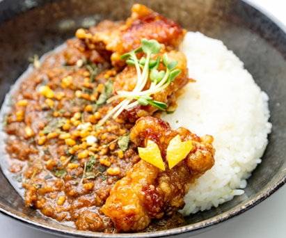 Opinii despre 稲沢カレー研究所 în 稲沢市 - 飲食業